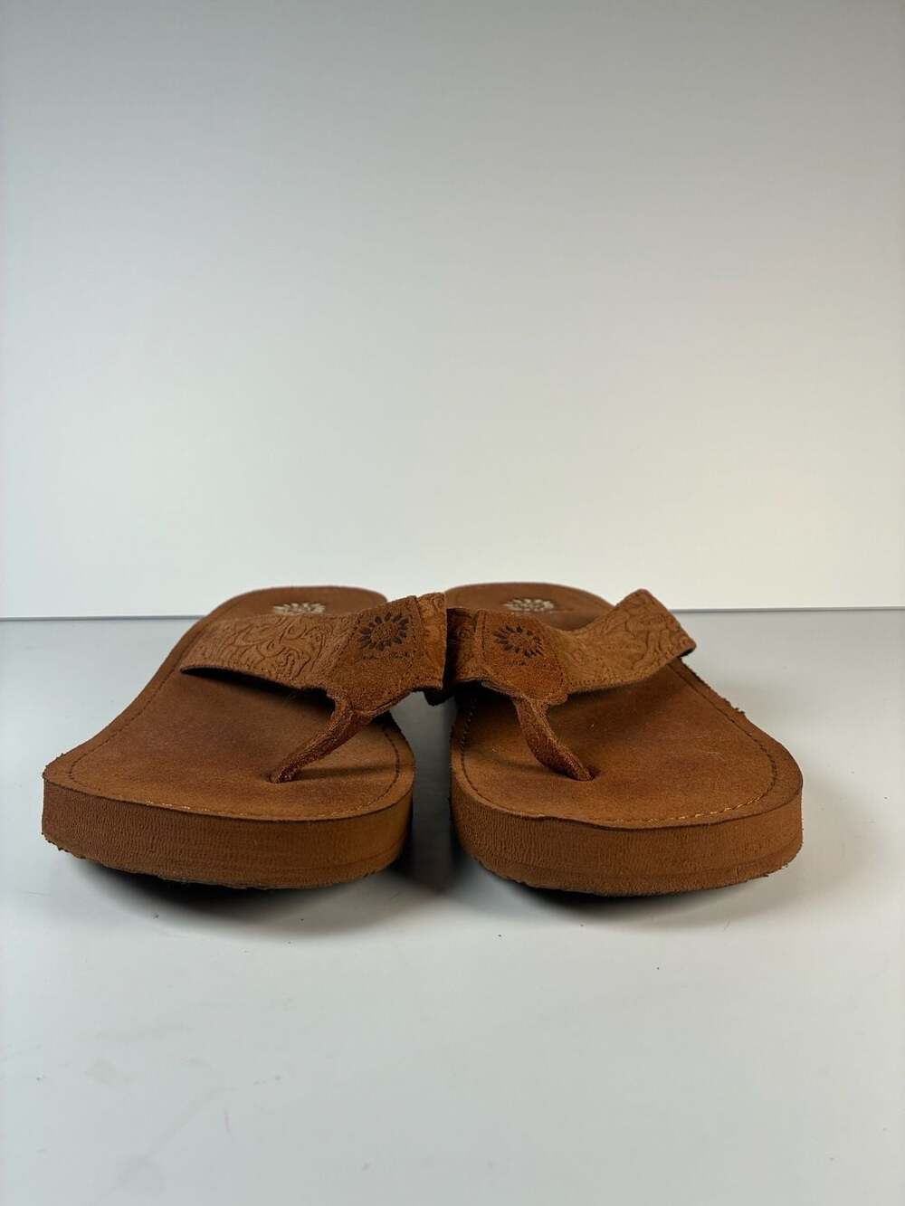 Yellow Box Chellie Platform Thong Sandals in Tan - Picture 6 of 9